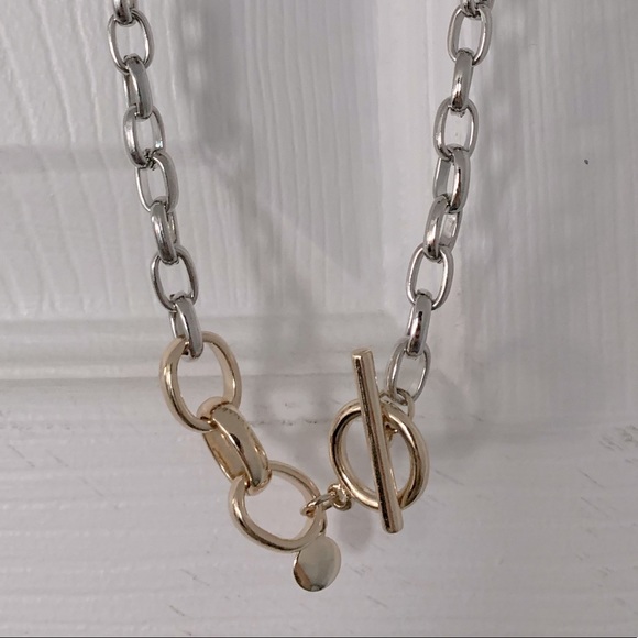 Gold and silver necklace - Picture 2 of 2